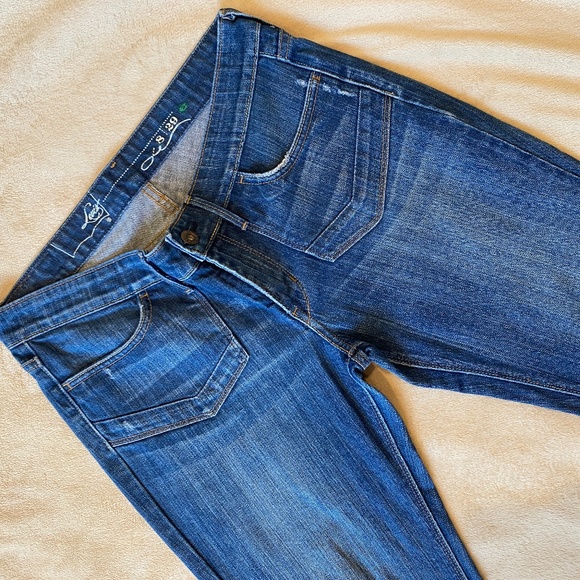 Levi’s Distressed Bootcut Jeans - Women’s Size 8/29 - Picture 1 of 12